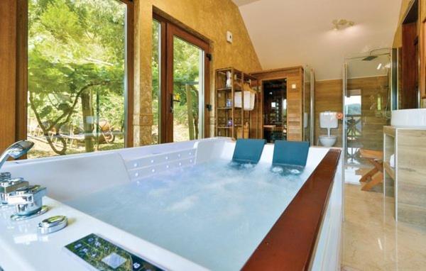 Villa Barbara/Holiday Homes With A Story/Varazdin Vinica Dış mekan fotoğraf