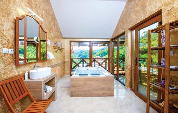 Villa Barbara/Holiday Homes With A Story/Varazdin Vinica Dış mekan fotoğraf